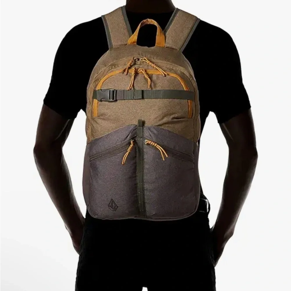 Volcom Men's Academy Backpack NWT